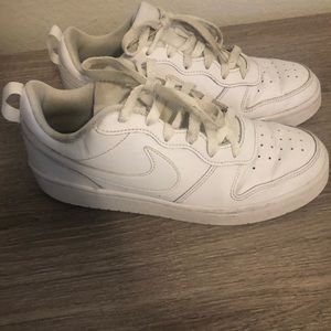 Size 6 youth white Nike shoes